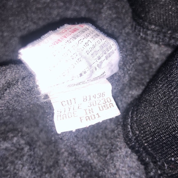 Patagonia • Synchilla Gray Fleece Full Zip-Up - Picture 6 of 6